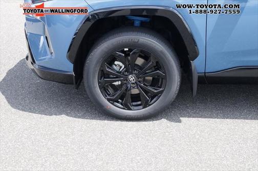 2025 Toyota RAV4 Hybrid SE