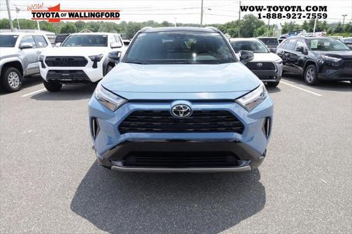 2025 Toyota RAV4 Hybrid SE