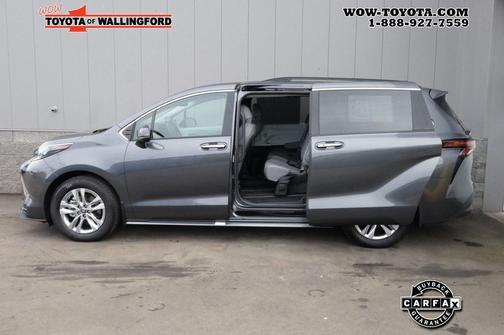 2025 Toyota Sienna XLE