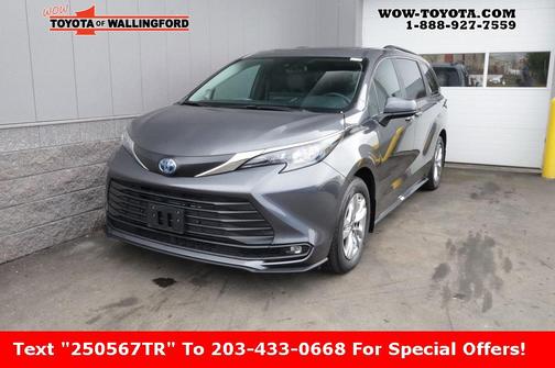 2025 Toyota Sienna XLE