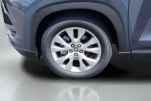 Cloud 2026 Toyota Grand Highlander Limited