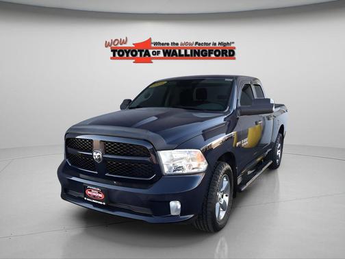 True Blue Pearlcoat 2018 RAM 1500 Express