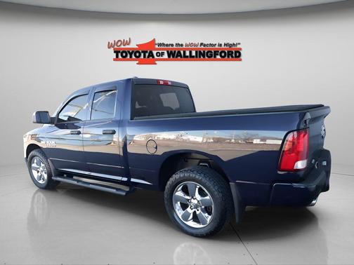 True Blue Pearlcoat 2018 RAM 1500 Express