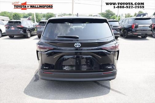 2025 Toyota Sienna XLE