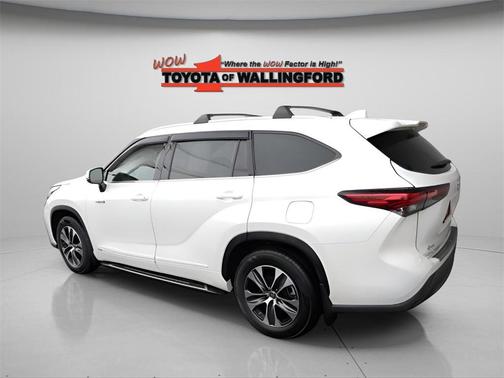 2021 Toyota Highlander Hybrid XLE