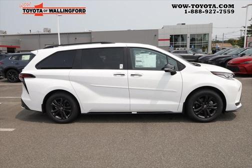 2025 Toyota Sienna XSE 7 Passenger
