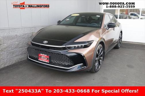 2023 Toyota Crown Platinum