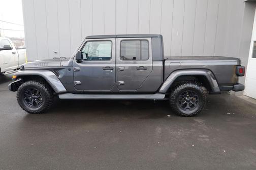 Granite Crystal Metallic Clearcoat 2021 Jeep Gladiator Willys 4x4