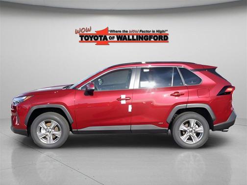 2025 Toyota RAV4 Hybrid XLE