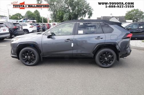 2025 Toyota RAV4 Hybrid SE