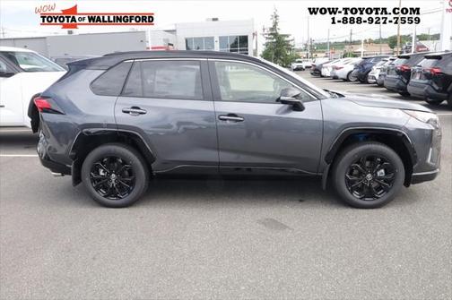 2025 Toyota RAV4 Hybrid SE