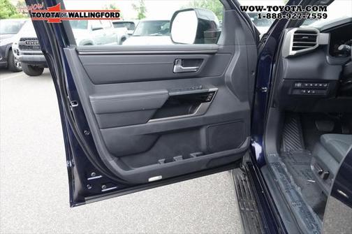 2025 Toyota Sequoia Base