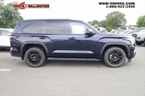 2025 Toyota Sequoia Base