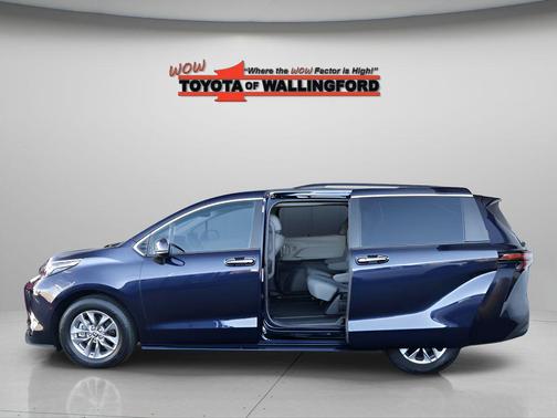 2024 Toyota Sienna XLE