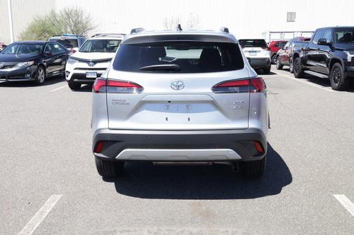 0d10 2026 Toyota Corolla Cross XLE