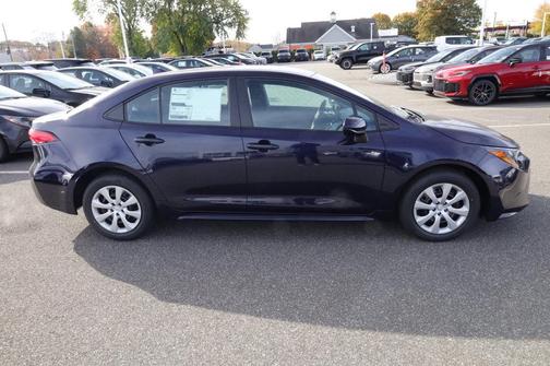 08x8 2027 Toyota Corolla LE