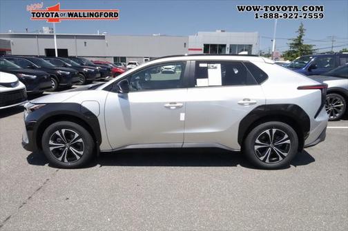 2025 Toyota bZ4X XLE