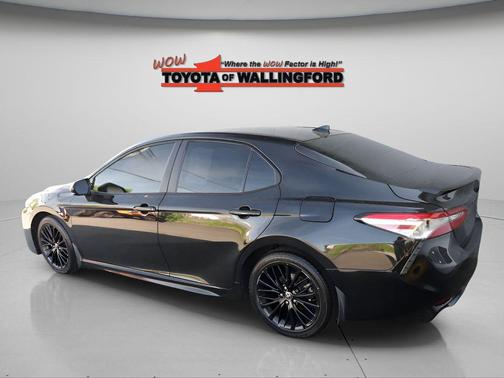 Midnight Black Metallic 2020 Toyota Camry SE