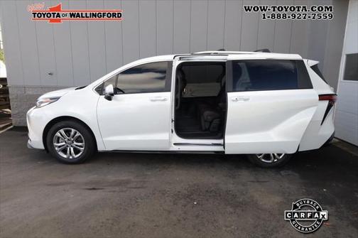 2022 Toyota Sienna Platinum 7 Passenger