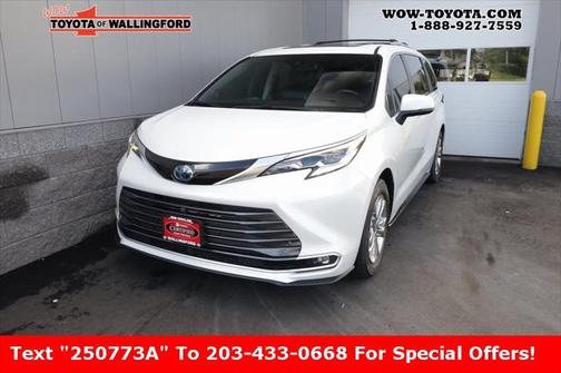 2022 Toyota Sienna Platinum 7 Passenger