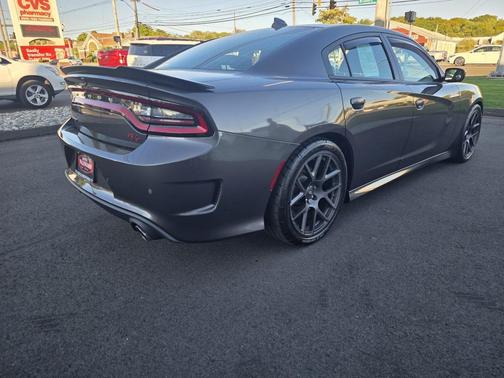 2018 Dodge Charger R/T Scat Pack