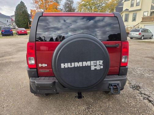 2010 Hummer H3 Base