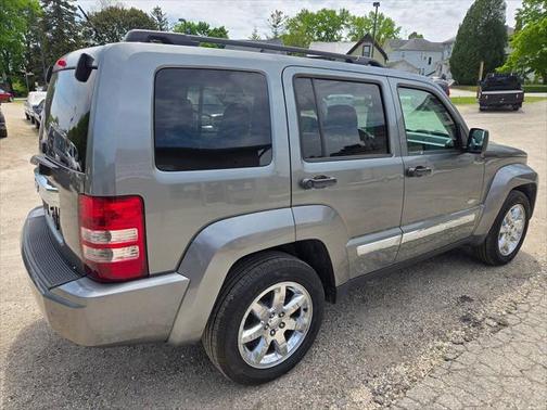 2012 Jeep Liberty Latitude 4x4 4dr SUV
