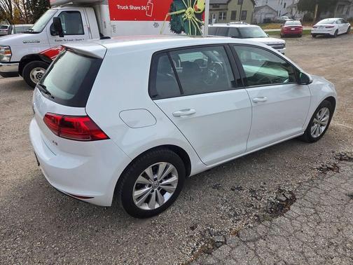 2017 Volkswagen Golf TSI Wolfsburg Edition 4-Door