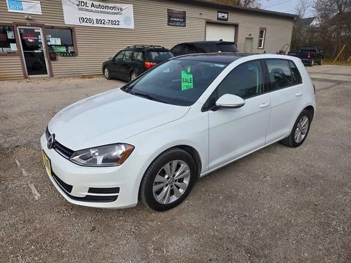 2017 Volkswagen Golf TSI Wolfsburg Edition 4-Door