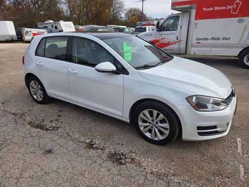 2017 Volkswagen Golf TSI Wolfsburg Edition 4-Door