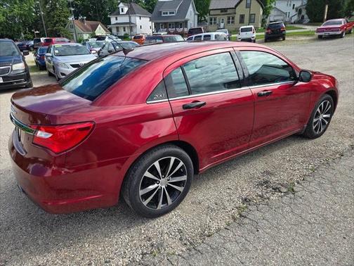 2011 Chrysler 200 S