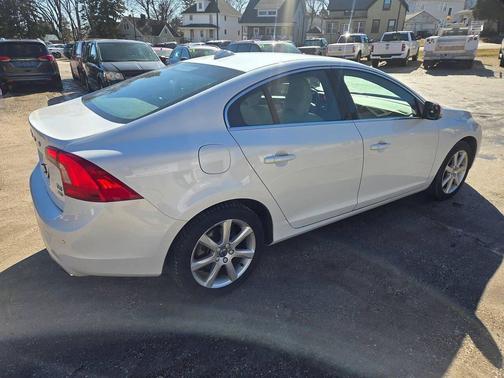 2016 Volvo S60 T5 Premier