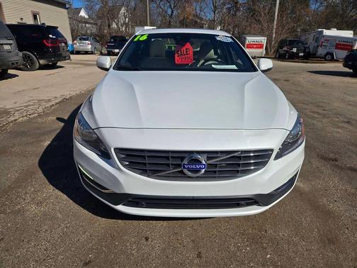 2016 Volvo S60 T5 Premier