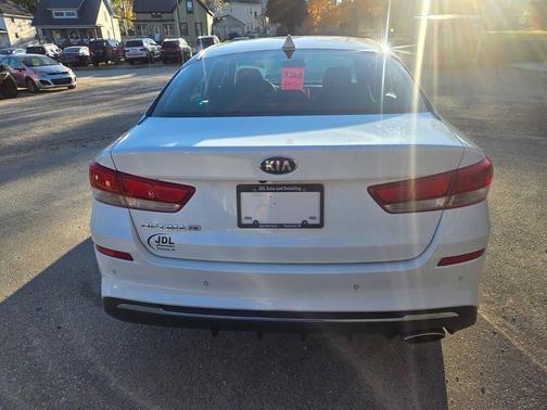2020 Kia Optima LX