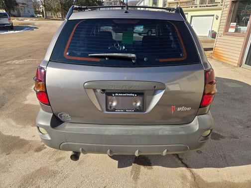 2003 Pontiac Vibe Base