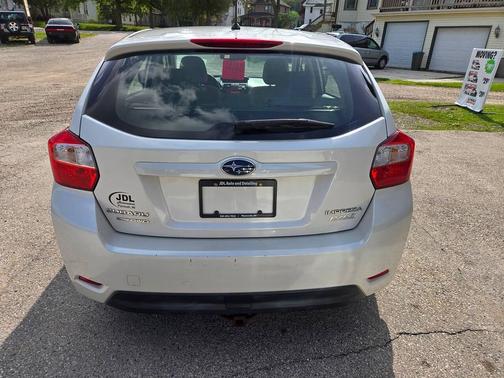 Satin White Pearl 2013 Subaru Impreza 2.0i Premium