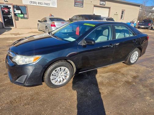 2014 Toyota Camry LE