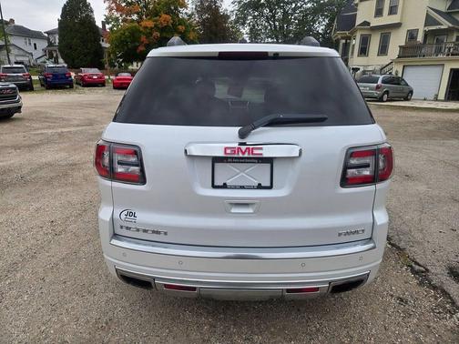 2016 GMC Acadia Denali