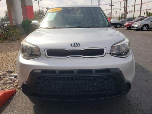 2016 Kia Soul Base