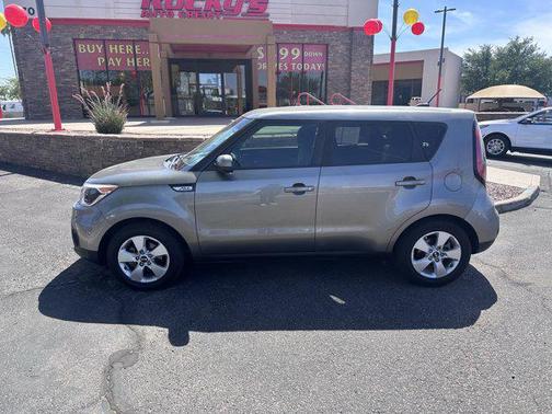2017 Kia Soul Base