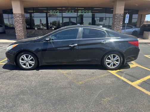 2013 Hyundai SONATA Limited