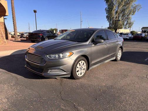 2013 Ford Fusion S