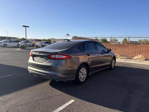 2013 Ford Fusion S