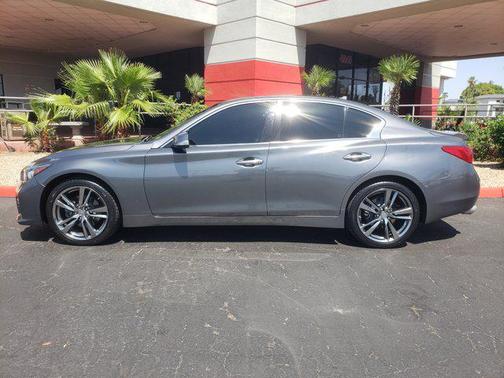 2015 INFINITI Q50 Base