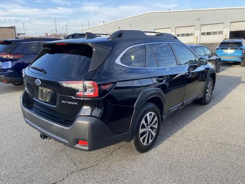 2023 Subaru Outback Premium