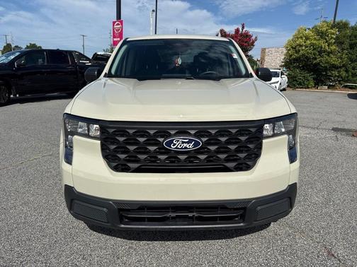 Desert Sand 2025 Ford Maverick XL