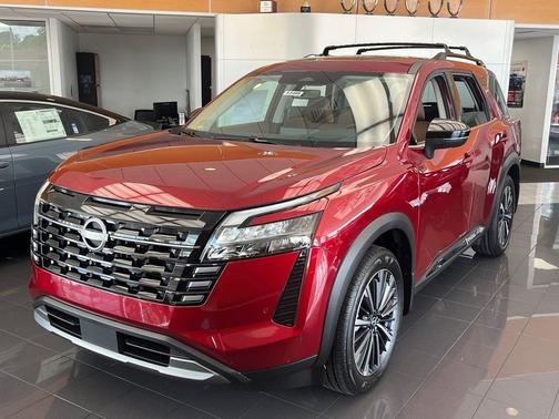 SCARLET EMBER T 2026 Nissan Pathfinder Platinum