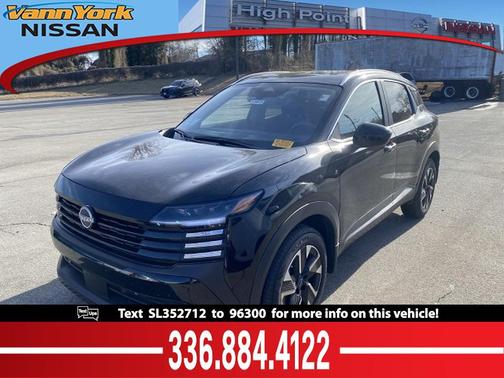 2025 Nissan Kicks SV