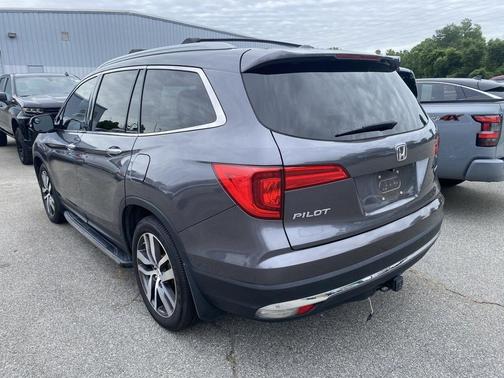 Modern Steel Metallic [Gr 2016 Honda Pilot Touring