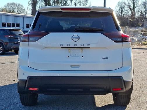 2024 Nissan Rogue S
